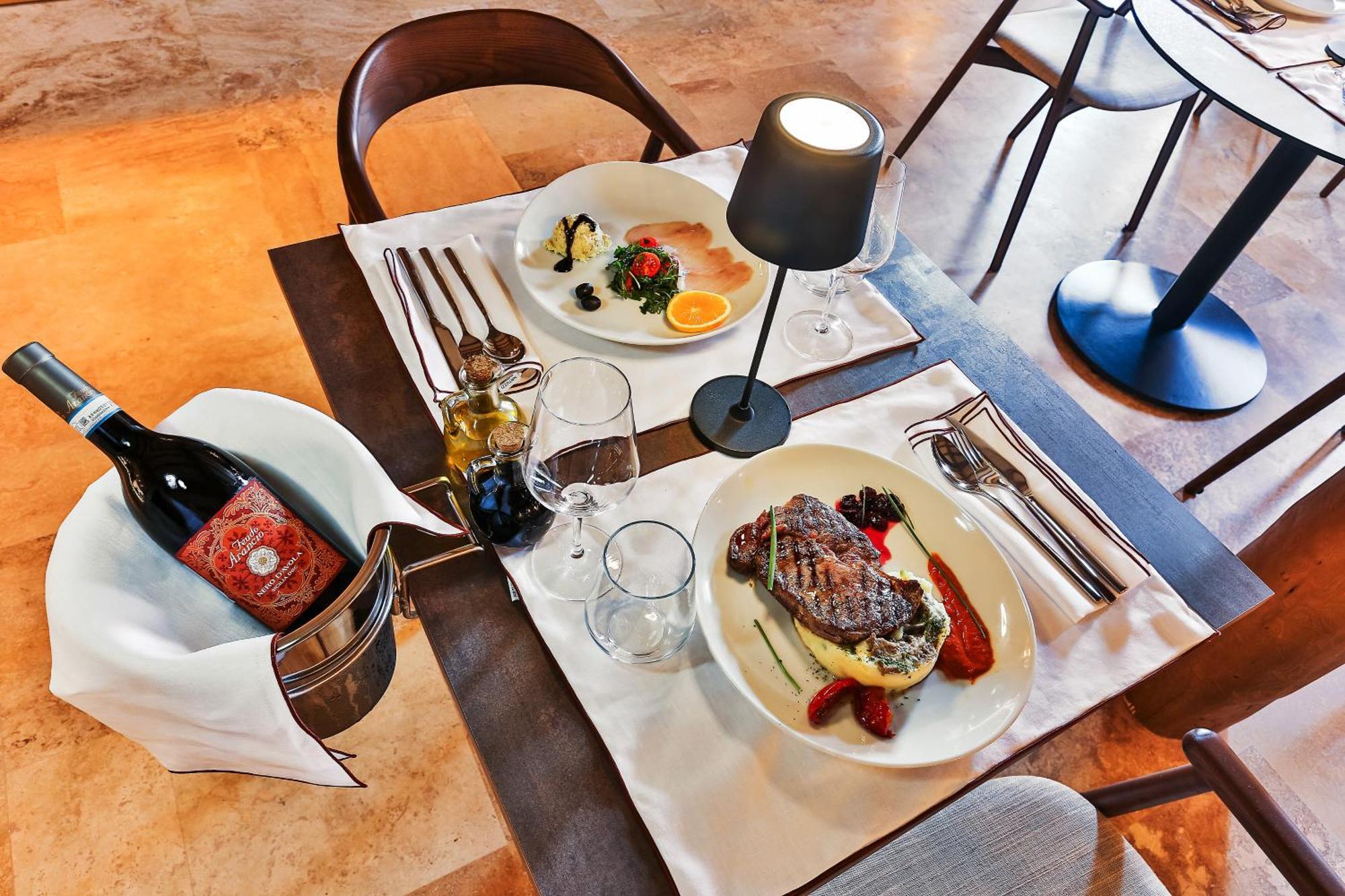 Boutique Hotel Ruzmarin Spa & Garden By Aycon Budva Bagian luar foto